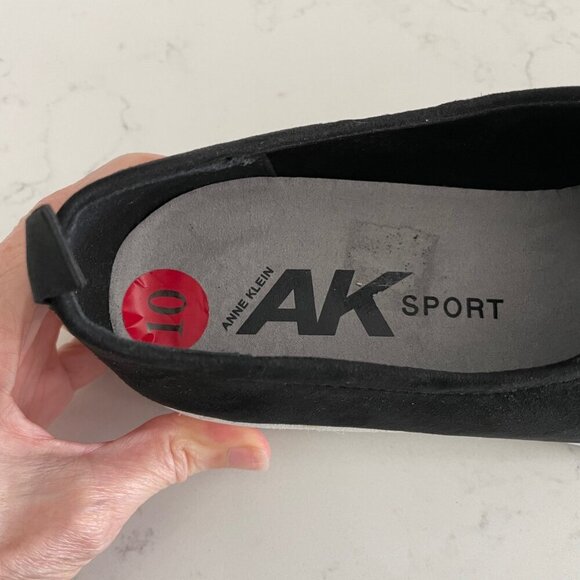 Anne Klein AK Sport Slip On w Zip Up Closure Fabric Sneakers Black & White Sz 10 - Picture 8 of 11